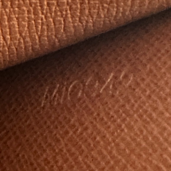 Louis Vuitton Briefcase - Picture 14 of 14